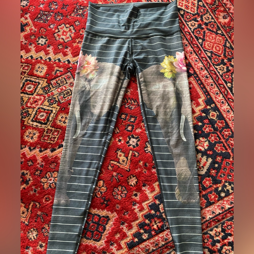 teeki elephant leggings